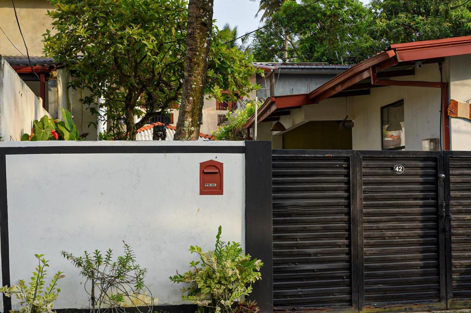 4Ty Two Homestay Galle Dış mekan fotoğraf