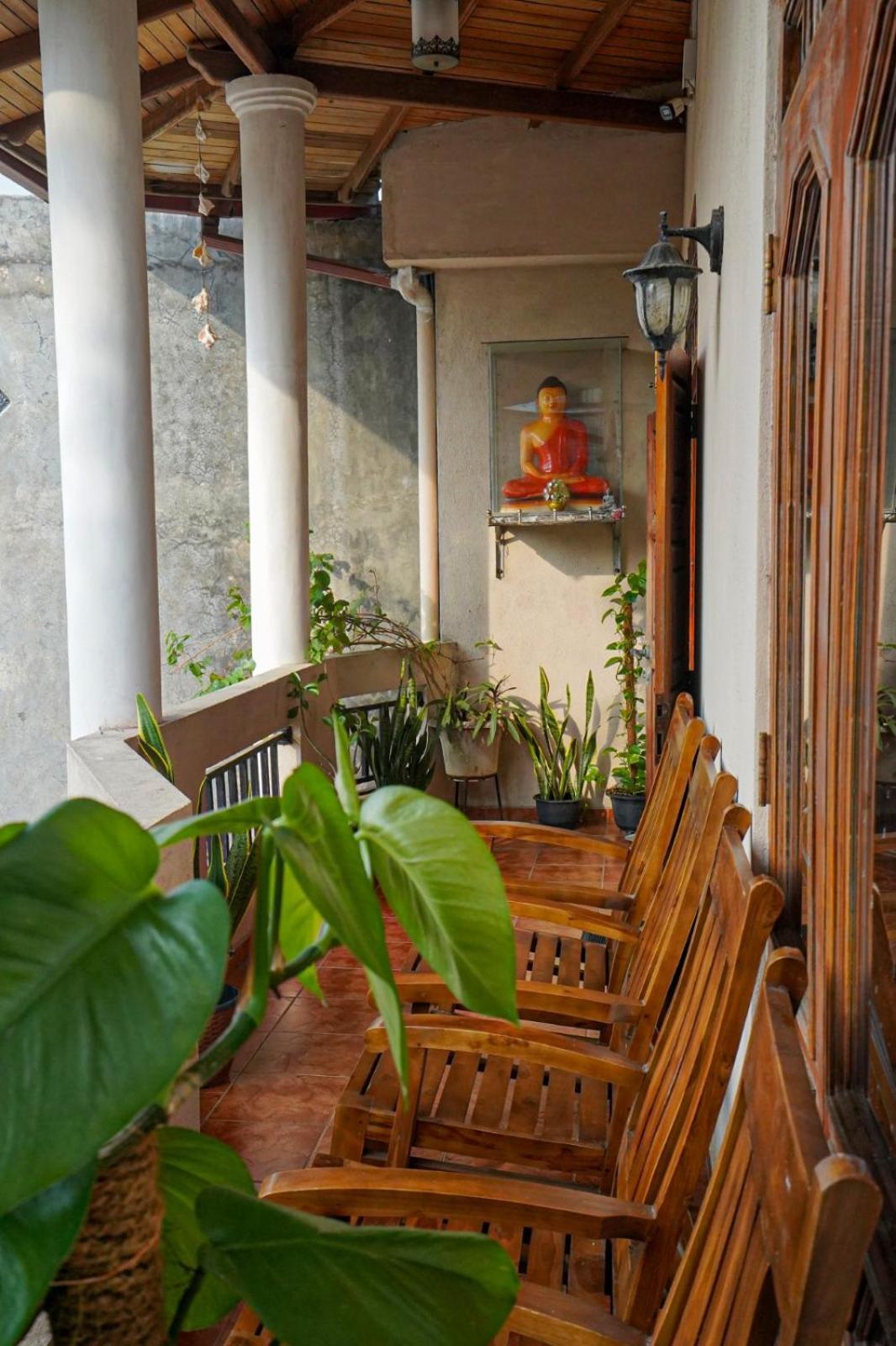 4Ty Two Homestay Galle Dış mekan fotoğraf