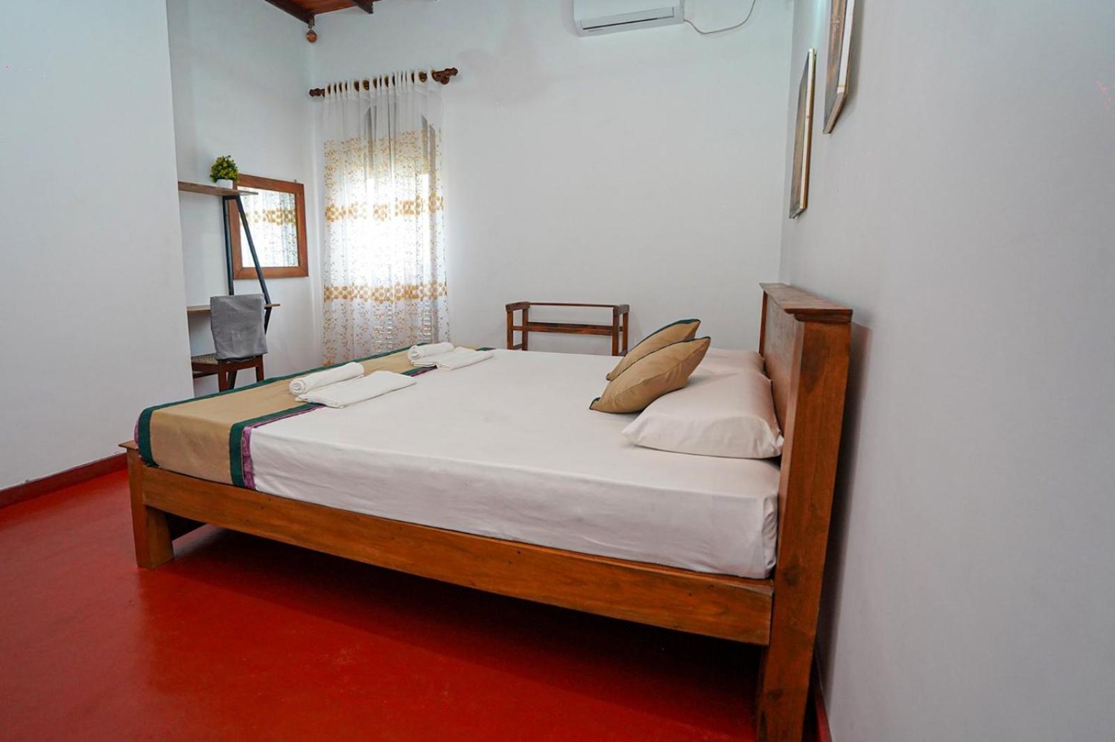 4Ty Two Homestay Galle Dış mekan fotoğraf