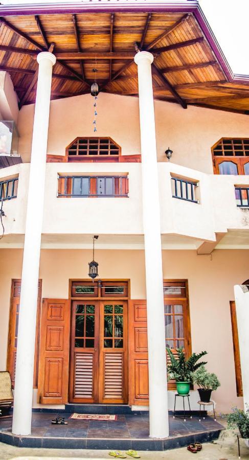 4Ty Two Homestay Galle Dış mekan fotoğraf
