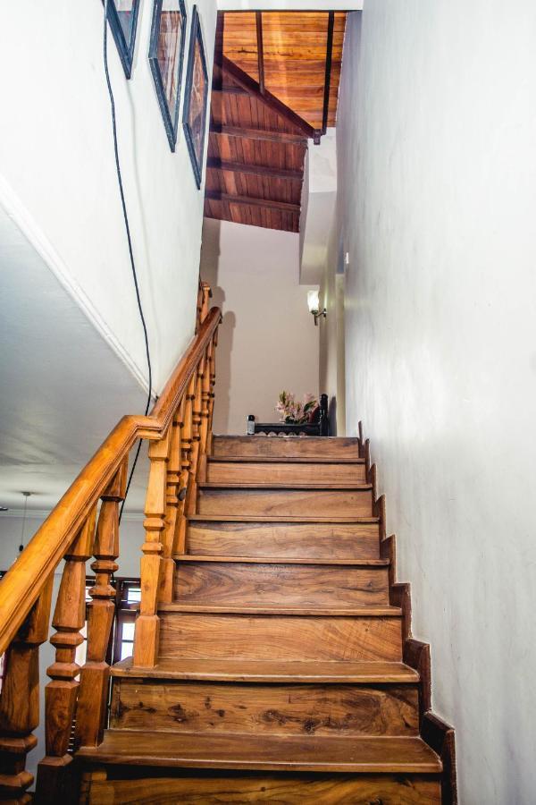 4Ty Two Homestay Galle Dış mekan fotoğraf